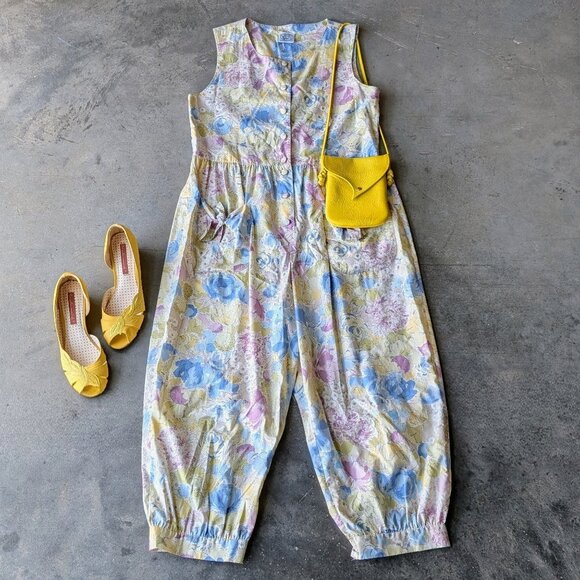 Vintage Laura Ashley Pastel Floral Sleeveless Balloon Leg Jumpsuit medium - Picture 1 of 8